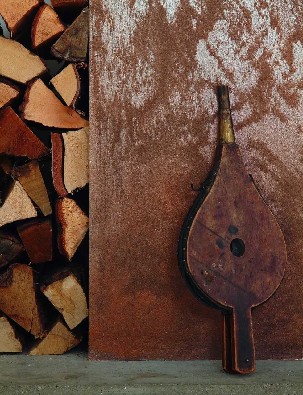 Декор стен с эффектом коррозии